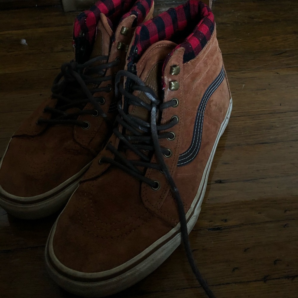 Flannel hi top vans size 11